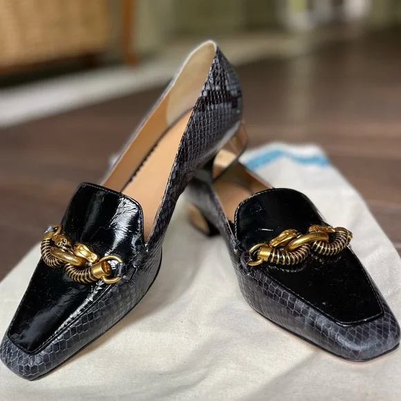 Herlipto Medallion Heel Loafer 【公式通販】